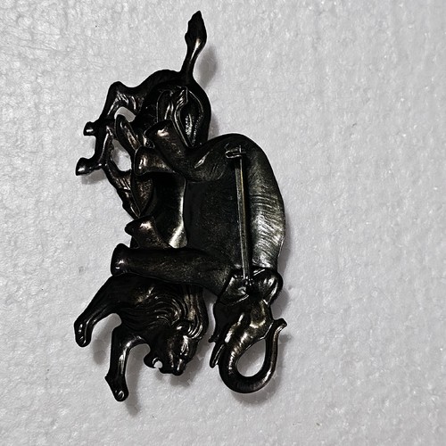 Vintage African Safari Zoo Animal Brooch Pin Giraffe Elephant & Lion Collage - Picture 3 of 5