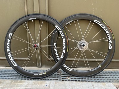 Paar Laufräder Corima 47 Sw Carbon Naben und Speichen Titan