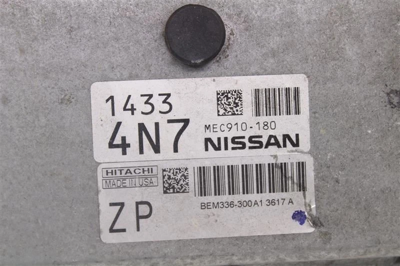 Computadora ECU ECM NISSAN VERSA 2014 14 2015 15 2016 16 BEM336300A1 991262 Foto 2 de 4