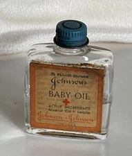 Johnson’s Baby Oil 1/2 oz. Glass Bottle w/ Lid VINTAGE 1940’s