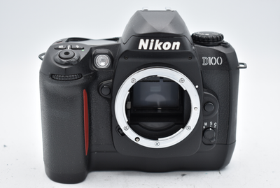 Nikon D100 ボディ Nikon D100 DSLR Camera Body Only {6.1MP} (For Parts and Repair) | eBay