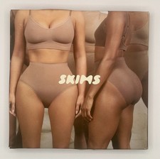 NEW Skims S/M Seamless Sculpt Mid Waist Brief in Onyx