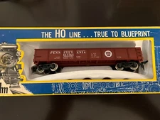 AHM HO line Pennsylvania Railroad Coal Car