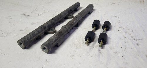 2001 Toyota Avalon 3.0 Fuel Rails With Hardware OEM - Picture 2 of 6