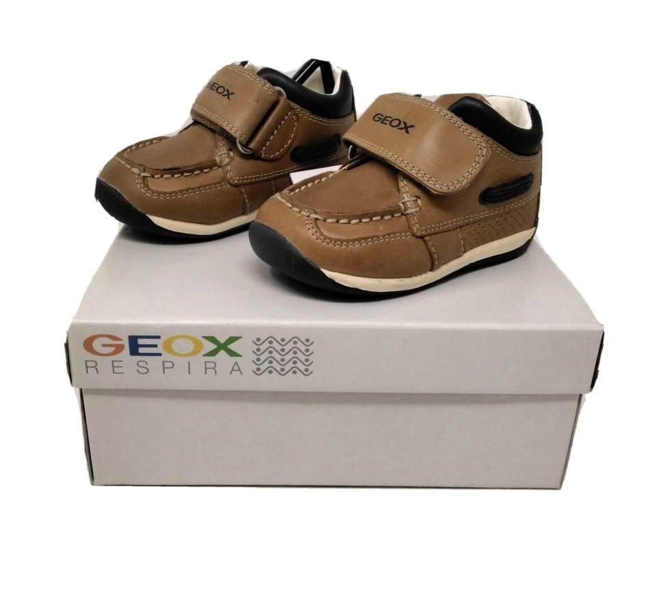 Tenis formales Geox Respira B Each B.C para niños pequeños varios tamaños marrón Foto 3 de 3