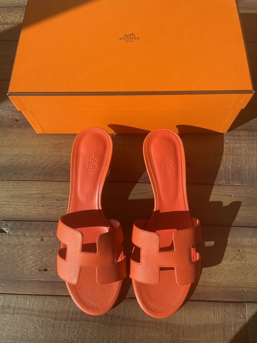 authentic Hermes Oasis Sandals in Orange Poppy Color Size 35 authentic Hermes Oasis Sandals in Orange Poppy Color Size 35