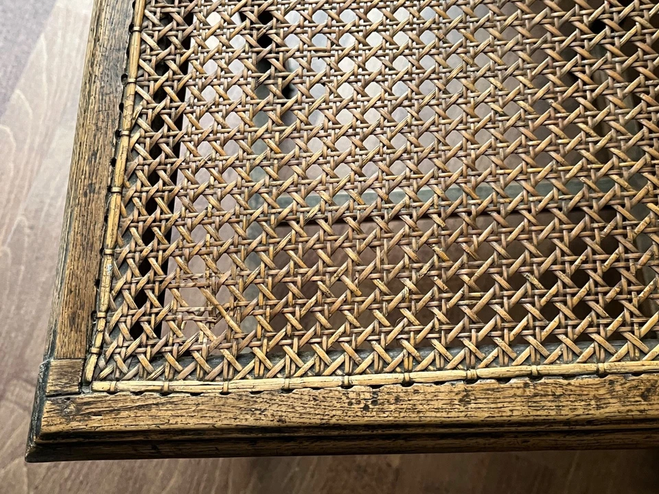 Chaise Henri II cannée en chêne - 93 cm de haut- cannage légèrement abîmé - Photo 2/4