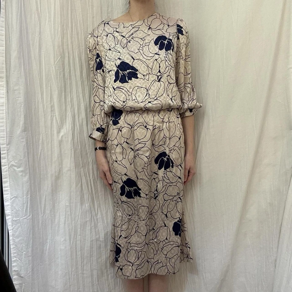 Vestido Geométrico Floral Azul Marino y Tostado Crema Dama Carol Of New York Vintage Años 80 Foto 3 de 4