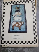 Critter Pile Rug Hooking Pattern on Monks Cloth Yankee Peddler