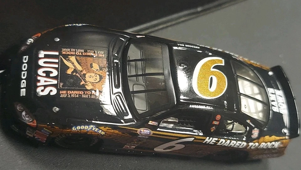 2004 1/64 Elvis PRESLEY  HE DARED TO ROCK NASCAR AWESOME BILL ELLIOTT  #6 LUCAS - Image 2 of 4