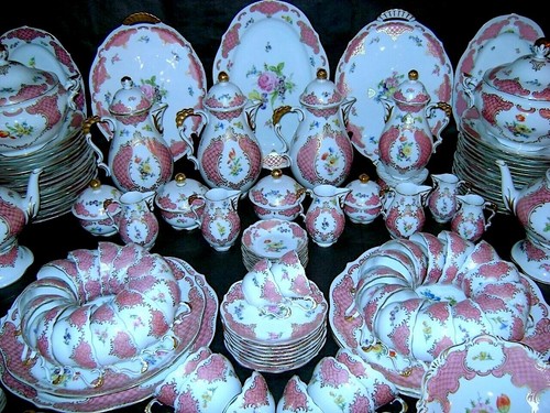 255pc VG GERMAN LINDNER KUEPS HP PORCELAIN #1150 PRINZESS ROSE DINNER SET for 24 - Picture 5 of 12