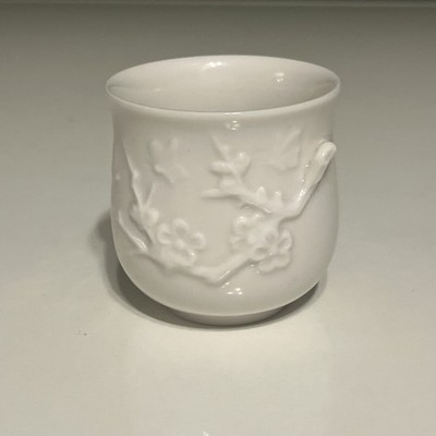 Vintage Japanese White ceramic Cut For Sake Or Tea 2.5 Signed