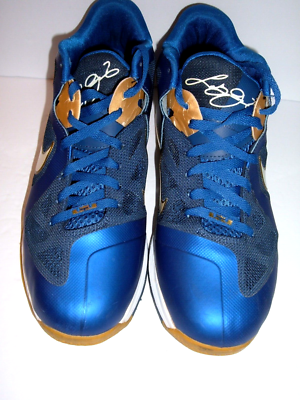 Men’s Nike LeBron 9 Low Entourage Basketball Gym Shoes. New in box. Size 10.5 Nike LeBron 9 Low Entourage for Sale | Authenticity  main image 3