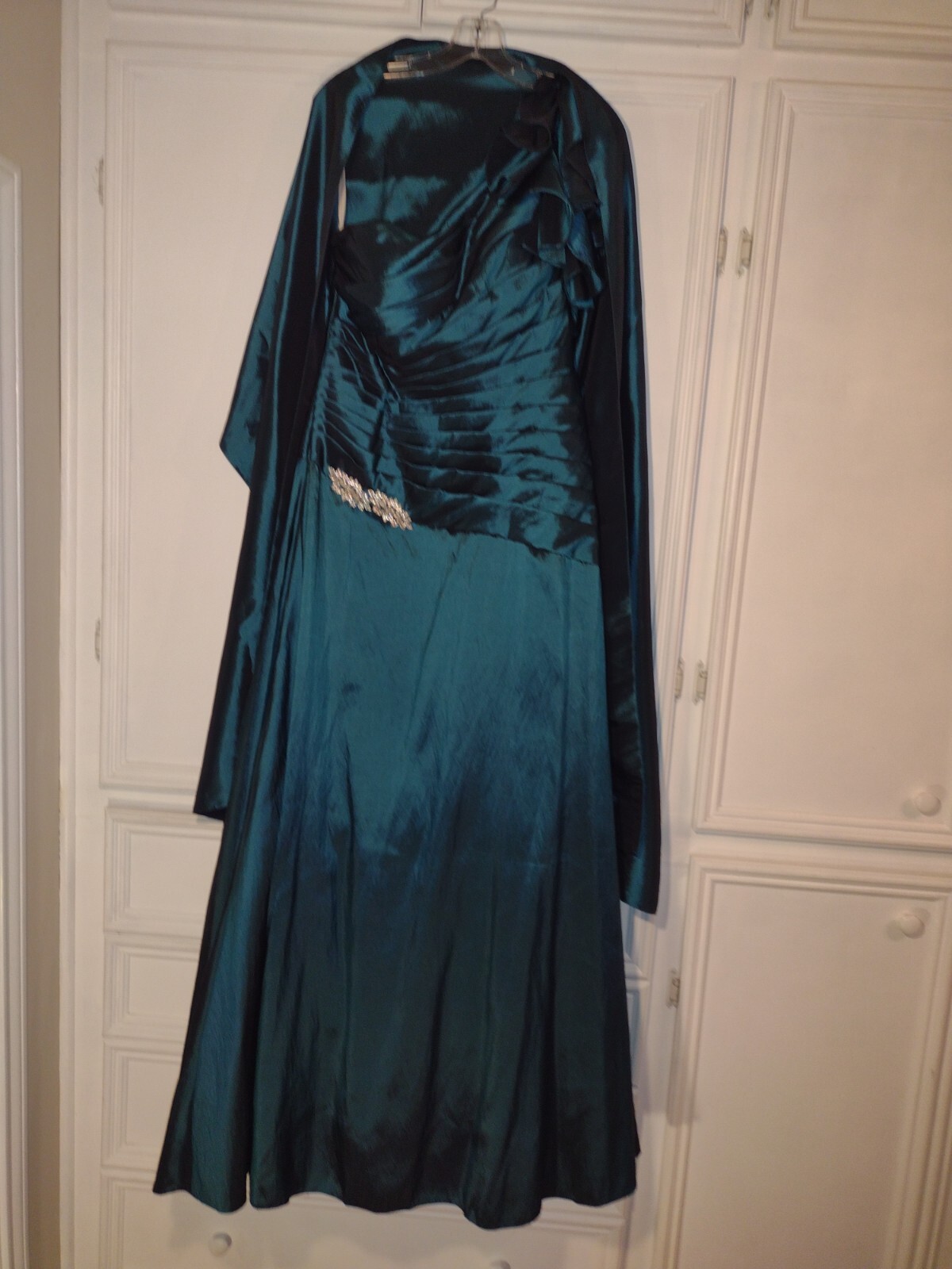 Picture 4 of 11