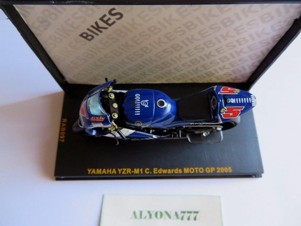 Motocicleta 1/24 Ixo YAMAHA YZR-M1 C.EDWARDS 2005 1:24 Altaya/IXO Foto 4 de 4