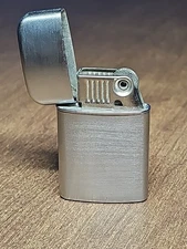 Vintage RONSON SUPER WINDLITE Lighter