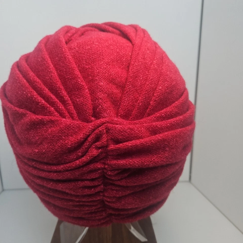 Sombrero Turbante De Colección Rojo Rubí Christian Dior Años 50 60 Diseñador Etiqueta Original D 22 pulgadas Foto 4 de 4