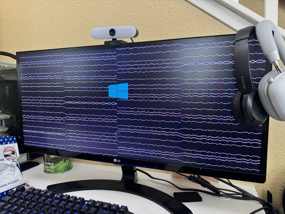 GIGABYTE RTX 2080 Super DAMAGED, for parts or repair. - Image 3 of 4