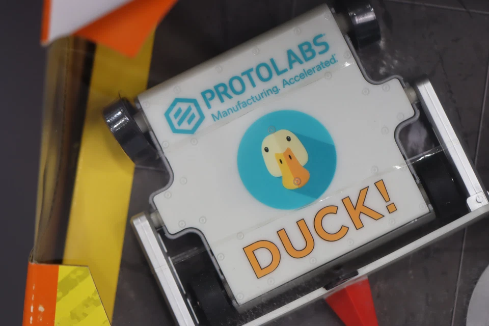 HEXBUG BattleBots Rivals Вращатель и Утка! .. - Изображение 3 из 3