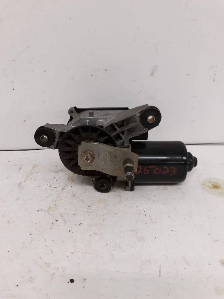 Windshield Wiper Motor Fits 91-02 CHEVROLET 3500 PICKUP 84439 - Image 4 of 4