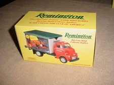 1994 First Gear Remington 1951 Ford Dry Goods Van " Turkey " # 10-1133  NIB