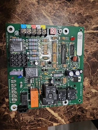 Goodman/Amana PCBBF132 1165 410 Furnace Control Circuit Board