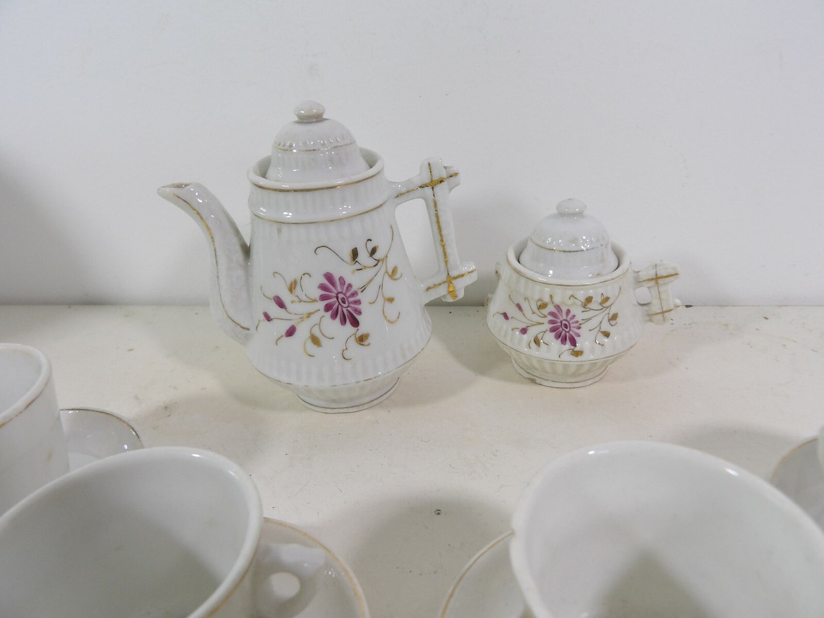 Dinette De Poupée Ancienne – Service à Thé En Porcelaine – XIXe/XXe Siècle – À Identifier