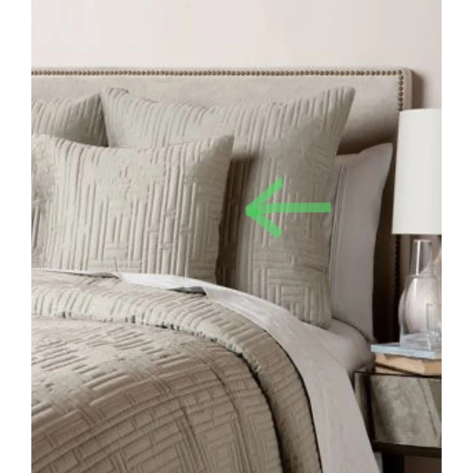 Par de fundas europeas acolchadas en níquel Barbara Barry nuevas Foto 2 de 4