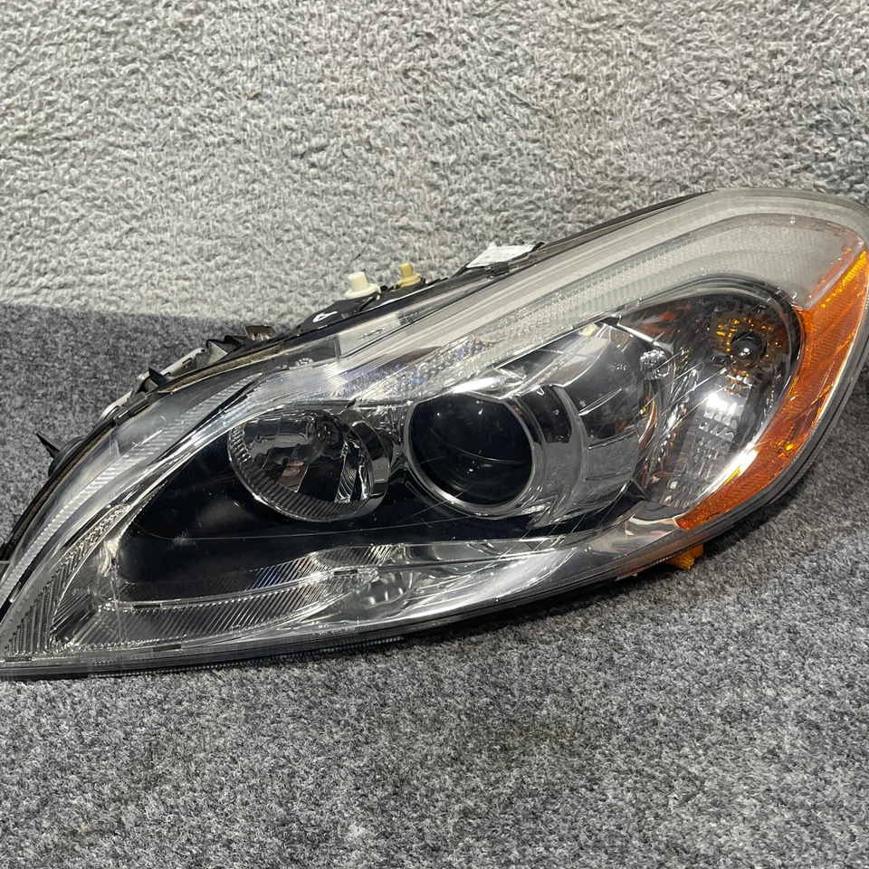 Faro izquierdo conductor Volvo C70 2011-2013 HID XENON luz Foto 2 de 4