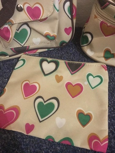 3pc Heart Travel Set - Picture 4 of 8