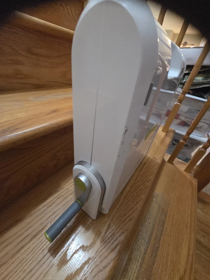 Troqueladora de tela Accuquilt 55100 Go para acolchado.   Ligeramente usado con bolsa. Foto 2 de 4