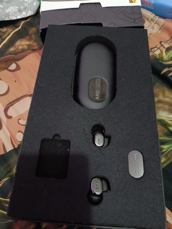 AKG N5005 Referencia Clase 5-Configuración Auriculares Intrauditivos - Caja N Negra Foto 3 de 4
