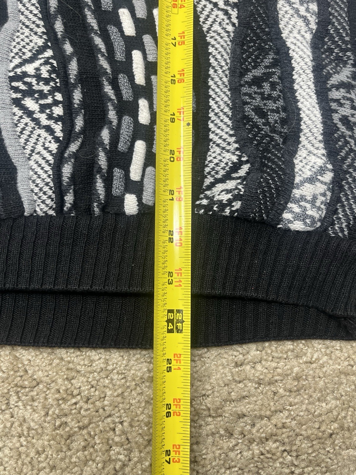 Foto 7 di 9