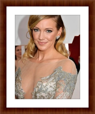 Katie Cassidy 8.5 x 11 Candid Color Unframed Collectable Photograph