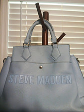 Borsa a tracolla Steve Madden blu ciottoli manico superiore zip/magnetica argento