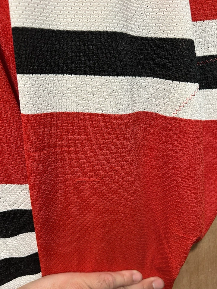 NHL ВИНТАЖНЫЙ CHICAGO BLACKHAWKS CCM ВОЗДУХА ТРИКОТАЖ ДЖЕРСИ В РАЗМЕРЕ 54 - Изображение 4 из 4