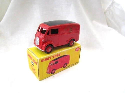 VINTAGE DINKY No. 260 ROYAL MAIL VAN WITH A FREE CRAFTED BOX.