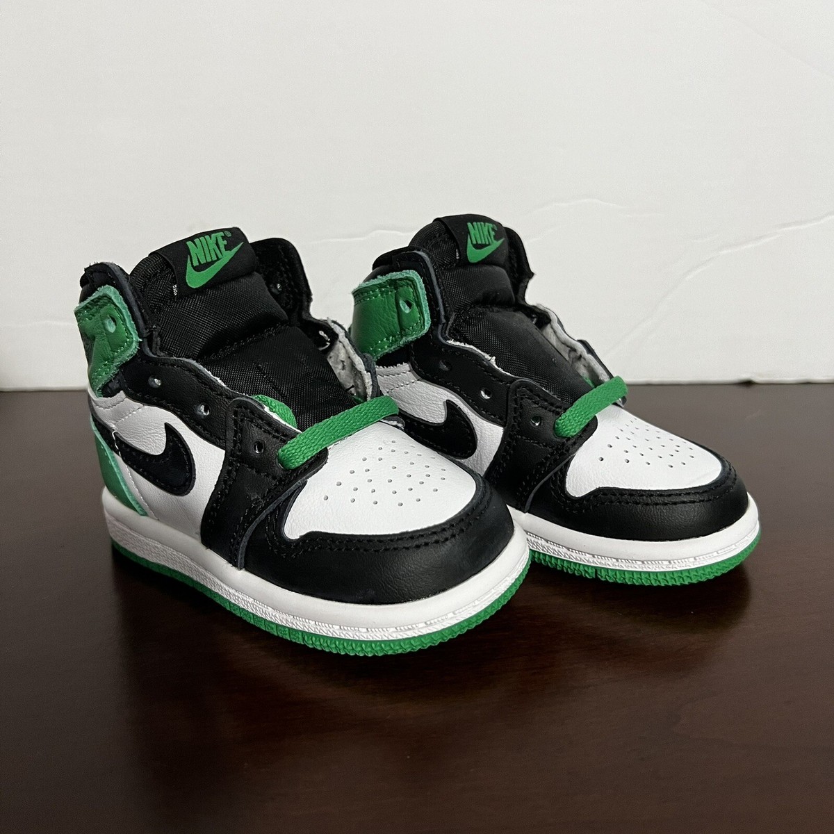 Air Jordan 1 Retro High OG Black Lucky Green Toddler Shoes