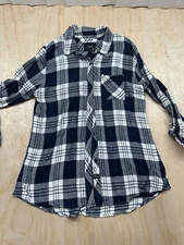 Rails Hunter 100% Rayon Blue Plaid Flannel Button Down Shirt Women’s Size M