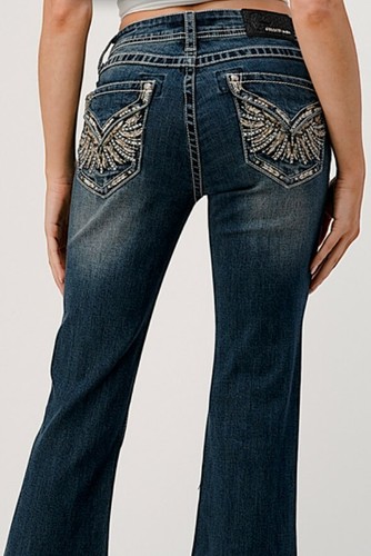 Grace in LA Women's Angel Wings Embellished Flap Pockets Bootcut Stretch Jeans - 第 3/3 張圖片