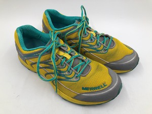 water resistant tennis shoes womens