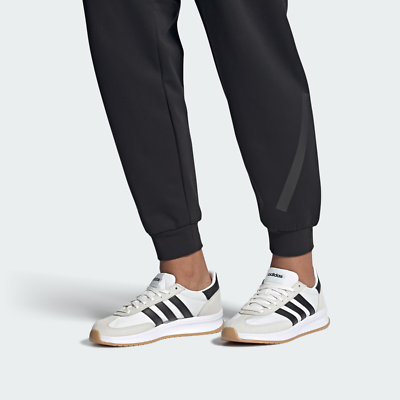 adidas Sportswear Run 72 Shoes in Cloud White / Core Black / Grey