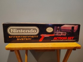 Nintendo NES Action Set Console Console Set Completo CIB OEM Ottime Condizioni C Foto