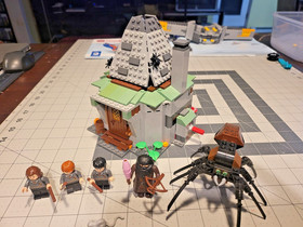 LEGO Harry Potter: Hagrid's Hut (4738) + Knockturn Alley (4720) - 99% Complete