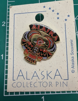 Alaska Pin Totemic Eagle Design Colorful Tribal Bird Metal Hat Lapel Pin NOS