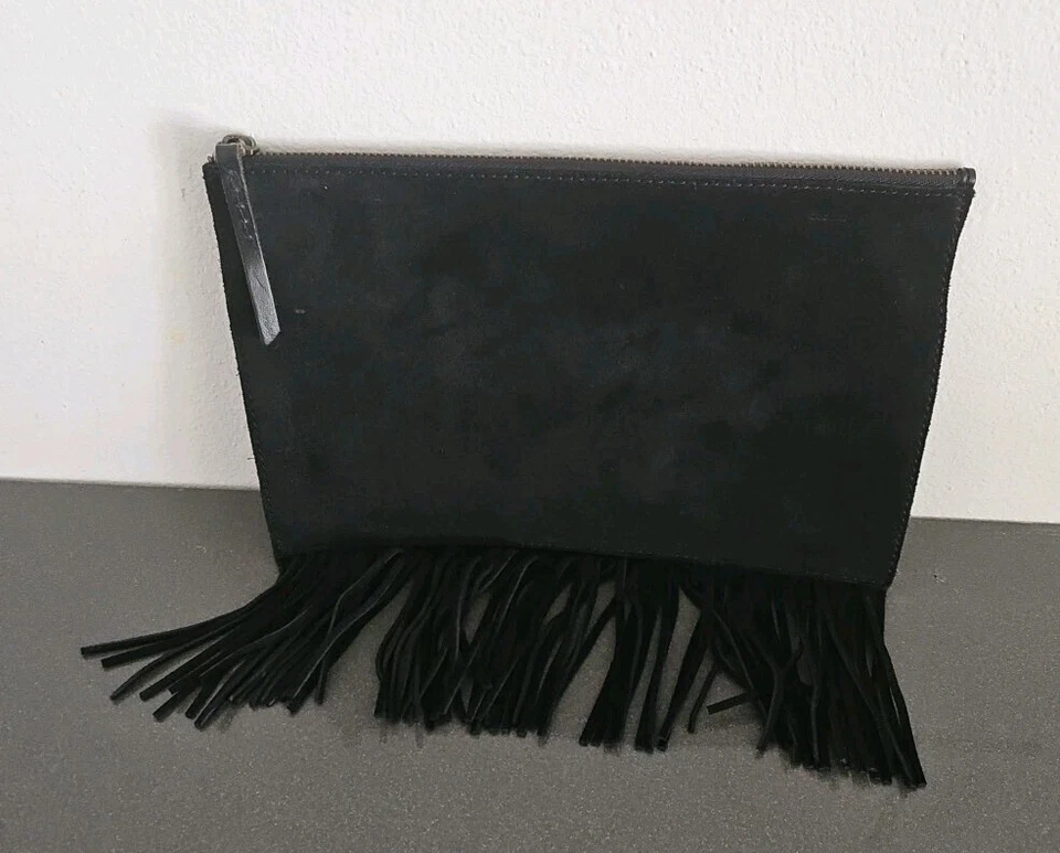 Clutch de couro preto camurça com franja Madewell - Imagem 3 de 4
