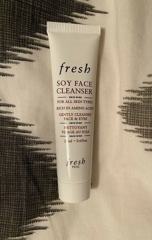 BN FRESH TRAVEL SIZE SOY FACE CLEANSER - 20 ML ! - Image 1 of 1