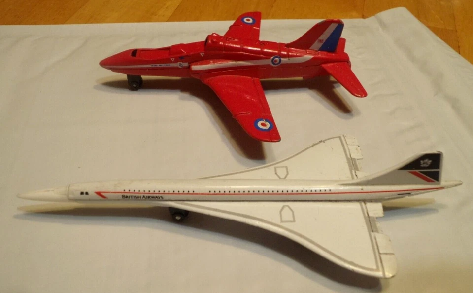 Matchbox  Concord SST 1978 & BAe Hawk T Mk1 Red Arrow Jet Planes - Skybusters - Image 2 of 4