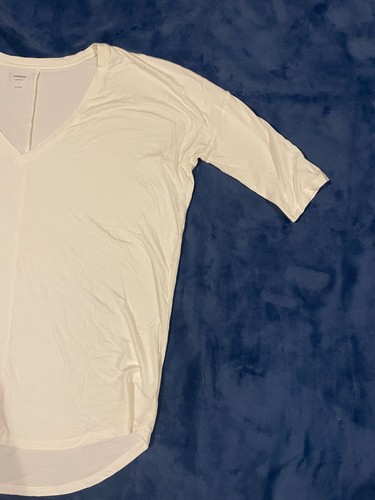 womens clothing - Picture 4 of 9