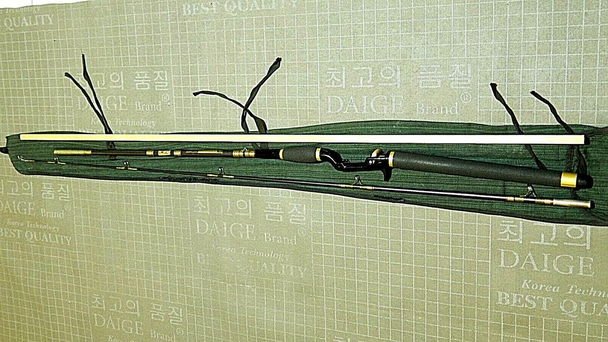 Late-60's ABU Diplomat 662 Zoom 2(7'/10-30g) glass casting Late-60's ABU Diplomat 662 Zoom 2(7'/10-30g) glass casting